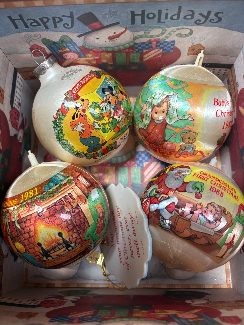 Vintage Holiday Ornaments Set
